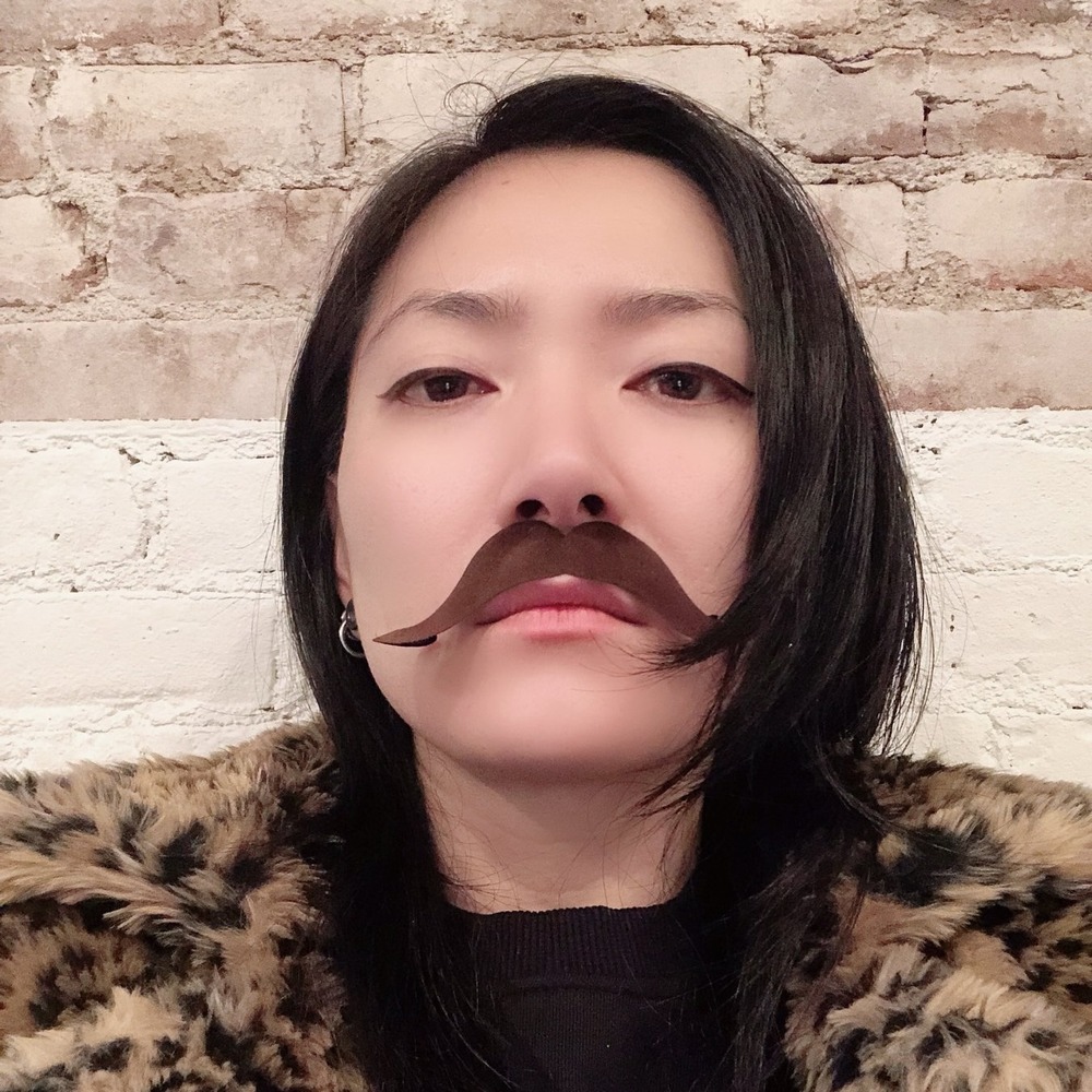 Meet your Posher, Yuri